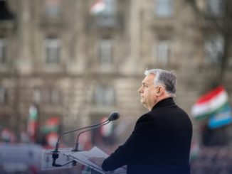 Orbán beszéde nem szól másról, mint Brüsszel elfoglalásáról.