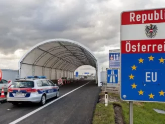 Figyelem: 60 ezer forintos belépőt szednek júliustól az osztrák határátkelőn